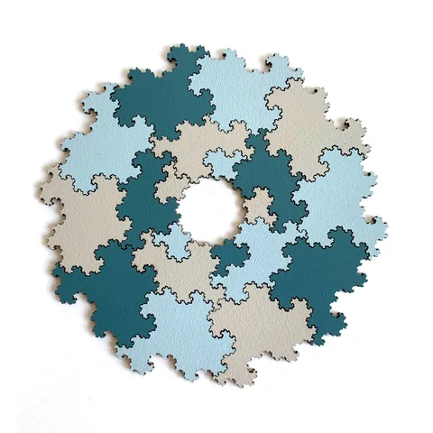 Fractal Penrose tiles - image 1